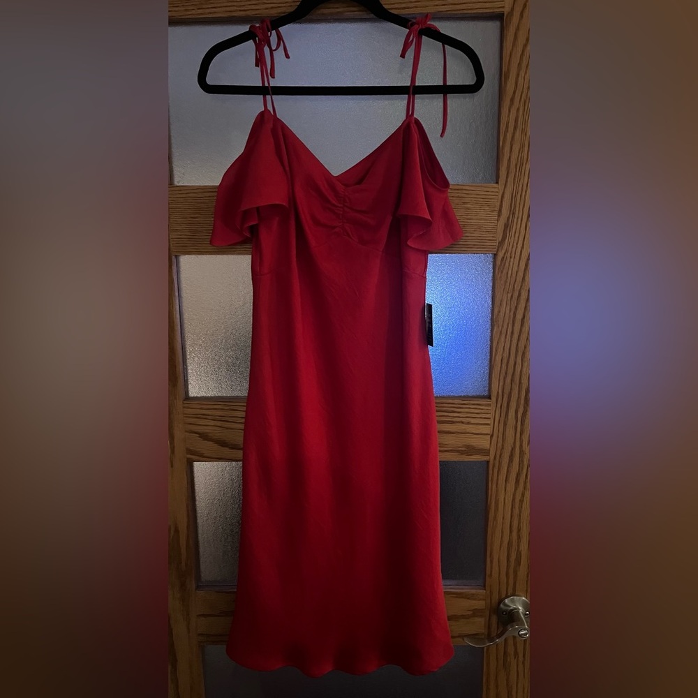 NWT Express Size M Red Lined Cold Shoulder Dress
